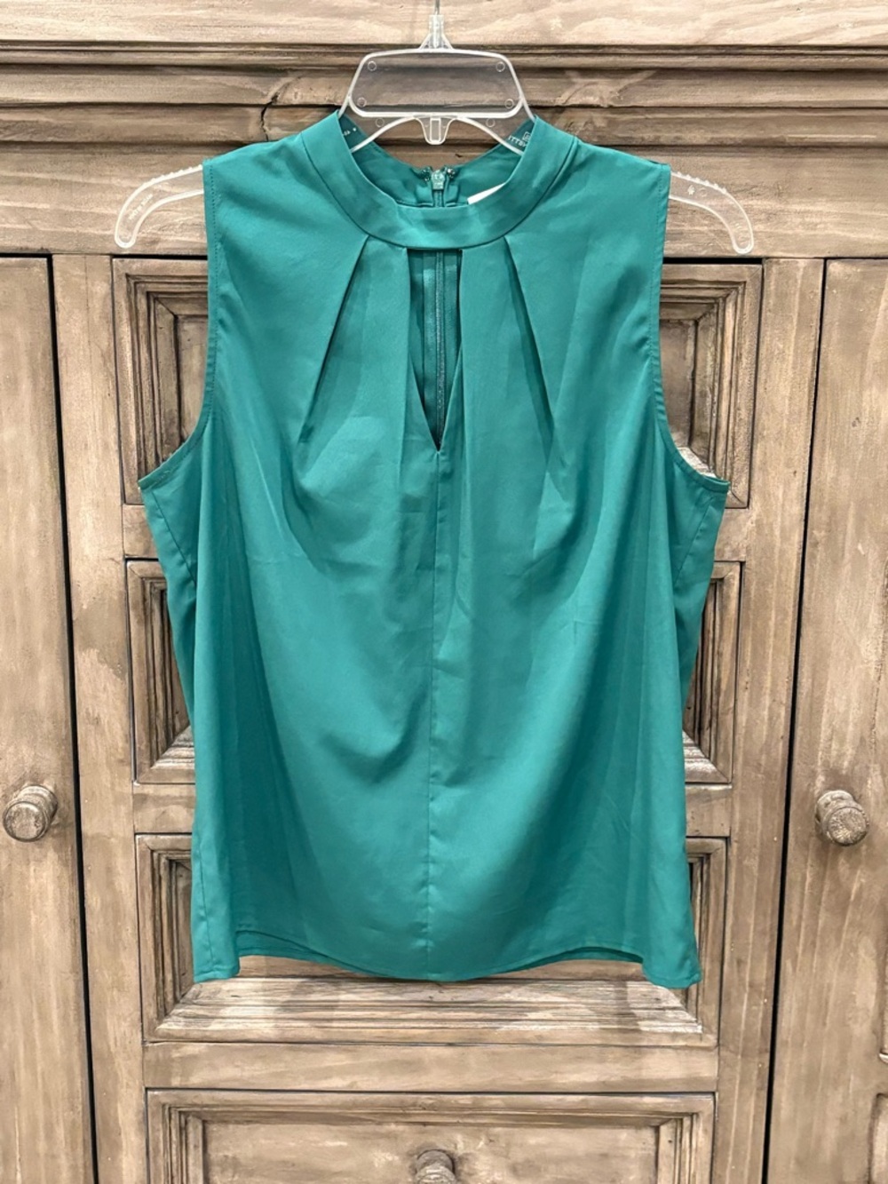 EUC Women’s 1. STATE Forest Green Sleeveless High Neck Dressy Blouse (Small)